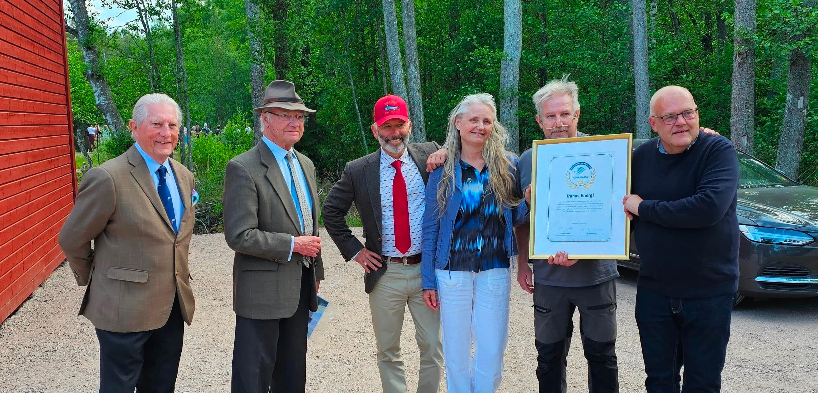 Miljödiplom 2.0 till Tranås Energi med kungen.
